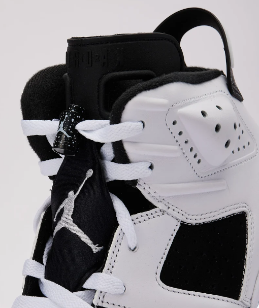 Air Jordan 6 Retro 'Oreo' – White/Black Sneakers